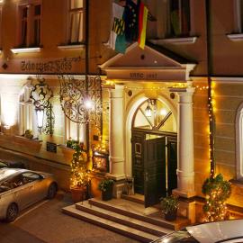 Hotel Schwarzes Ross Siebenlehn，位于Siebenlehn的酒店