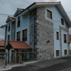 Apartamentos Torremar，位于伊斯拉的酒店