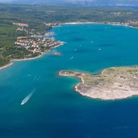 Apartments Mestrovic, Klimno, Soline bay, island Krk，位于科里米诺的酒店