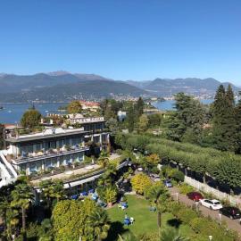 Hotel Royal，位于斯特雷萨的酒店