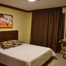 Hotel Bonanza Inn