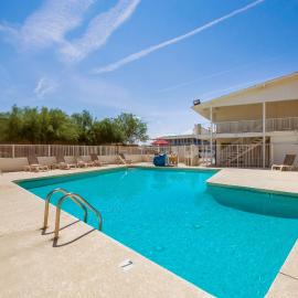 Motel 6-Youngtown, AZ - Phoenix - Sun City，位于Youngtown的酒店