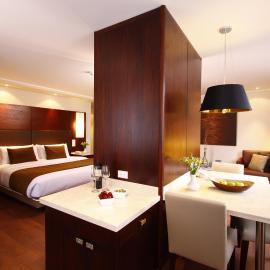 Hotel Reina Isabel，位于基多的酒店