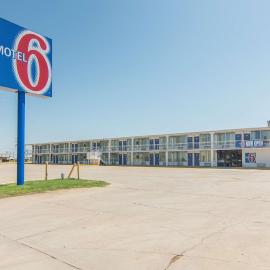 Motel 6-Liberal, KS,位于利柏提的酒店