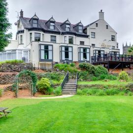 Anglesey Arms Hotel，位于梅奈布里奇的酒店