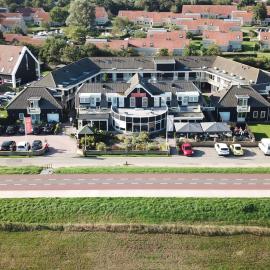 Hotel Restaurant 't Klokje，位于雷讷瑟的酒店