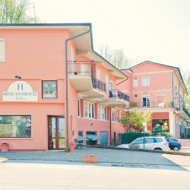 Hotel Nella，位于斯培西亚的酒店