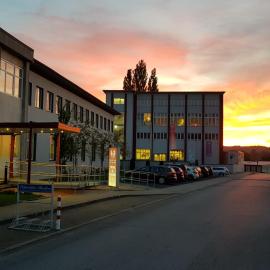 Ruhr Inn Hotel，位于哈廷根的酒店