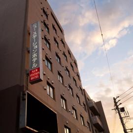 New Station Hotel,位于谏早市的酒店