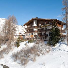Apartment Bergsonne，位于萨姆瑙恩的酒店