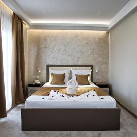 Hotel Fobra,位于波德戈里察的酒店
