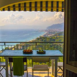villa panoramica，位于拉瓦尼亚的酒店