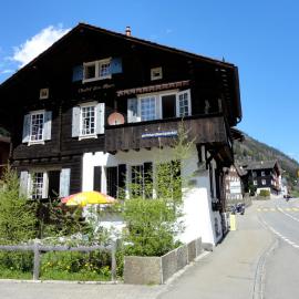 Gotthard Backpacker，位于瓦森的酒店