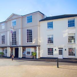 The Grosvenor Arms，位于沙夫茨伯里的酒店