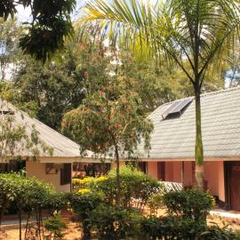 SALEM Eco-Lodge & Guesthouse，位于Mbale的酒店