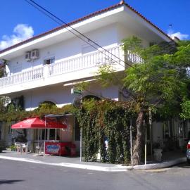 Karin & Nikos，位于伊莱恩的酒店