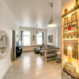 Vilnius apartment with stained glass,位于维尔纽斯的酒店