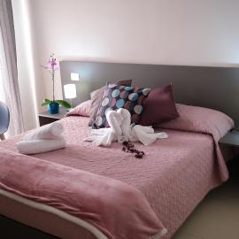 Hoa Suites，位于阿韦尔萨的酒店