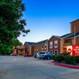 Best Western Plus Midwest Inn & Suites，位于萨利纳的酒店