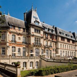 Château Jeanne & The Forest - Château de Montvillargenne