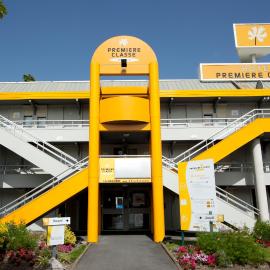 Premiere Classe Arles，位于阿尔勒的酒店