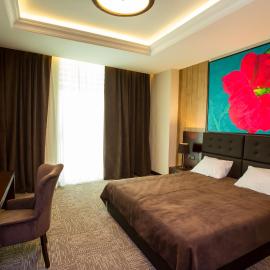AZPETROL HOTEL QUSAR，位于库萨雷的酒店