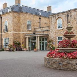 Orsett Hall，位于奥塞特的酒店