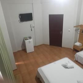 Hotel Chalé Ji-Parana,位于吉巴拉那的酒店