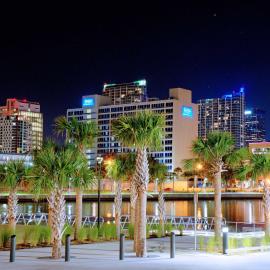 The Barrymore Hotel Tampa Riverwalk，位于坦帕的酒店