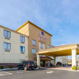 Comfort Suites Wytheville near Conference Center，位于威斯维尔的酒店