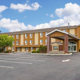 Sleep Inn & Suites Niantic North,位于奈安蒂克的酒店