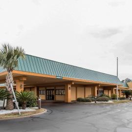 Quality Inn Savannah Midtown，位于萨凡纳的酒店