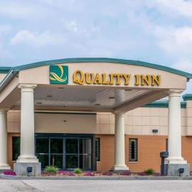 Quality Inn Huntingburg - Jasper，位于Huntingburg的酒店