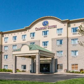 Comfort Suites Wixom - Novi，位于威克瑟姆的酒店