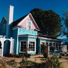 The Hostel California，位于毕夏普的酒店