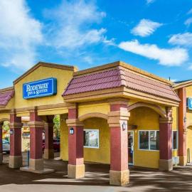 Rodeway Inn & Suites Corona，位于科罗娜的酒店