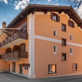 Madrisa Lodge，位于克洛斯特斯的酒店