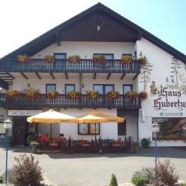 Landhotel Hubertus，位于Hessisch Lichtenau的酒店