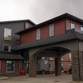 The Kanata Inns Invermere，位于因弗米尔的酒店