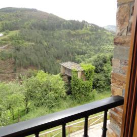 Hotel Restaurante Casa Petronila，位于塔拉蒙迪的酒店