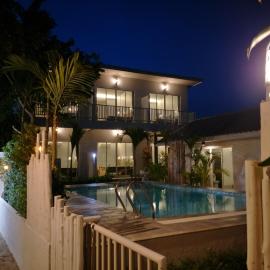 Sea Sand House Resort,位于科隆万的酒店