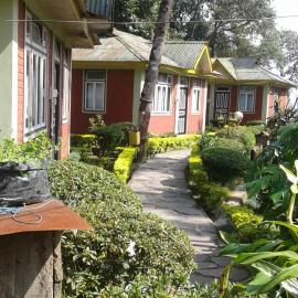 Lampokhari Village Resort - Aritar，位于Aritar的酒店