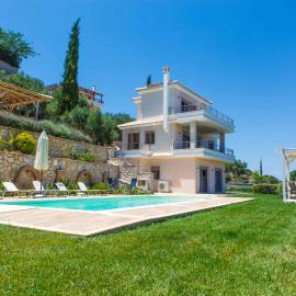Villa Artemis Nafplion，位于托隆的酒店