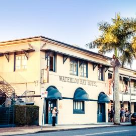 The Waterloo Bay Hotel，位于布里斯班的酒店
