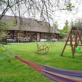 Agroturystyka Smolnikowe Klimaty - Sauna&Jacuzzi，位于Smolnik的酒店