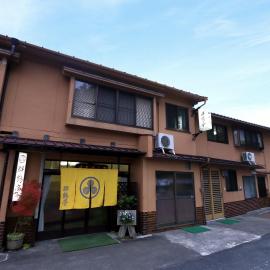 Gunkakutei，位于朝来市的酒店
