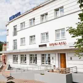 Kolonna Hotel Rēzekne，位于雷泽克内的酒店