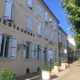 Hôtel Restaurant La Boule d'Or,位于巴伯济约的酒店