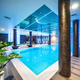 Wellton Riverside SPA Hotel，位于里加的酒店