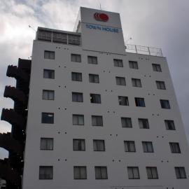 Tsuyama Central Hotel Townhouse，位于津山市的酒店